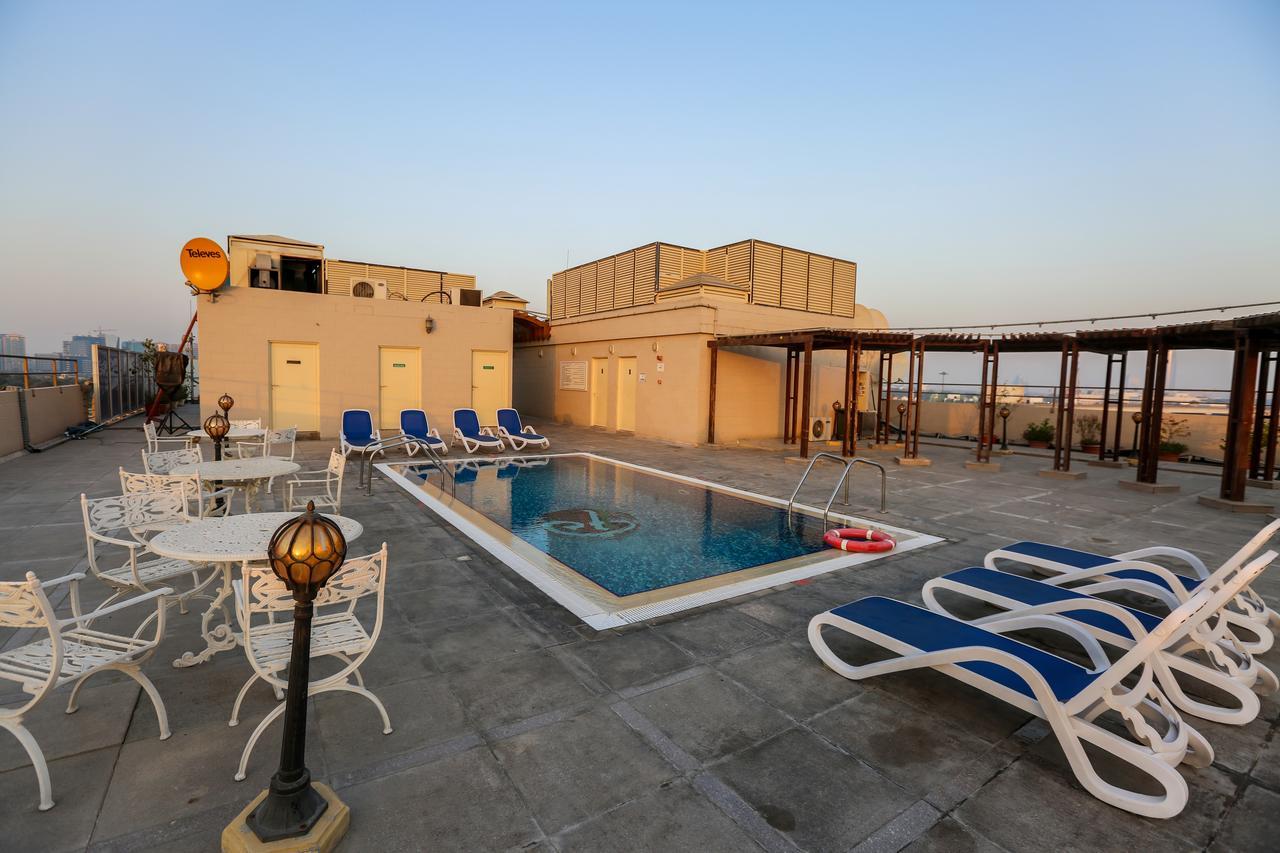 Ramee Royal Hotel Dubai Buitenkant foto